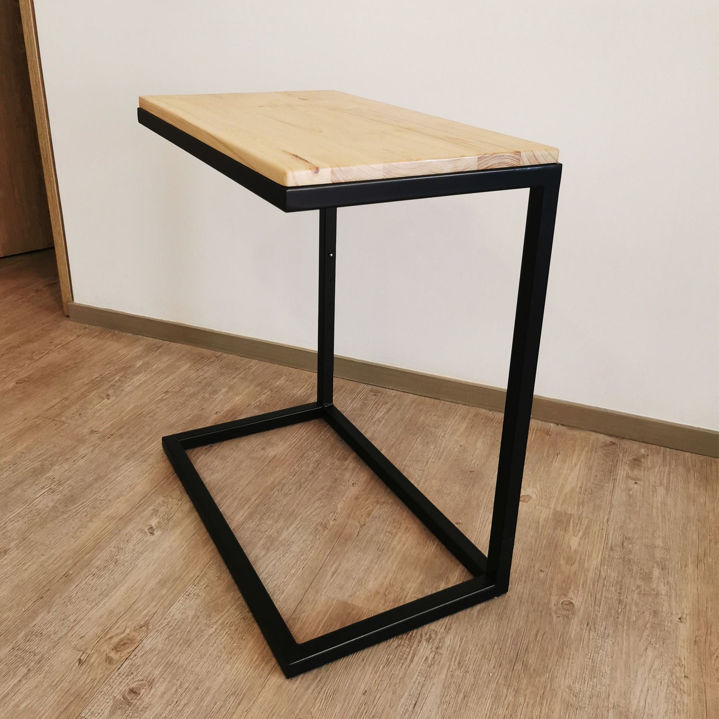 Mesa Auxiliar Rectangular con Altura Graduable - MALTA